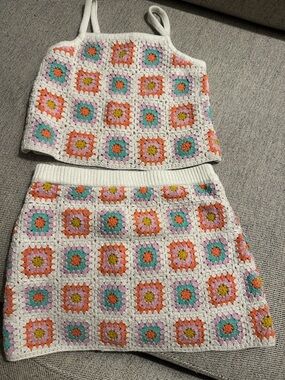 art class White Knit Top with Subtle Gray Logo